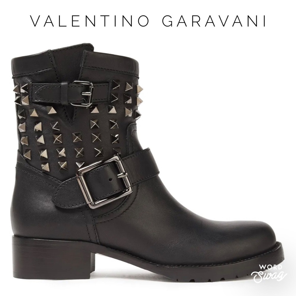 VALENTINO GARAVANI 💣 Studded leather boots